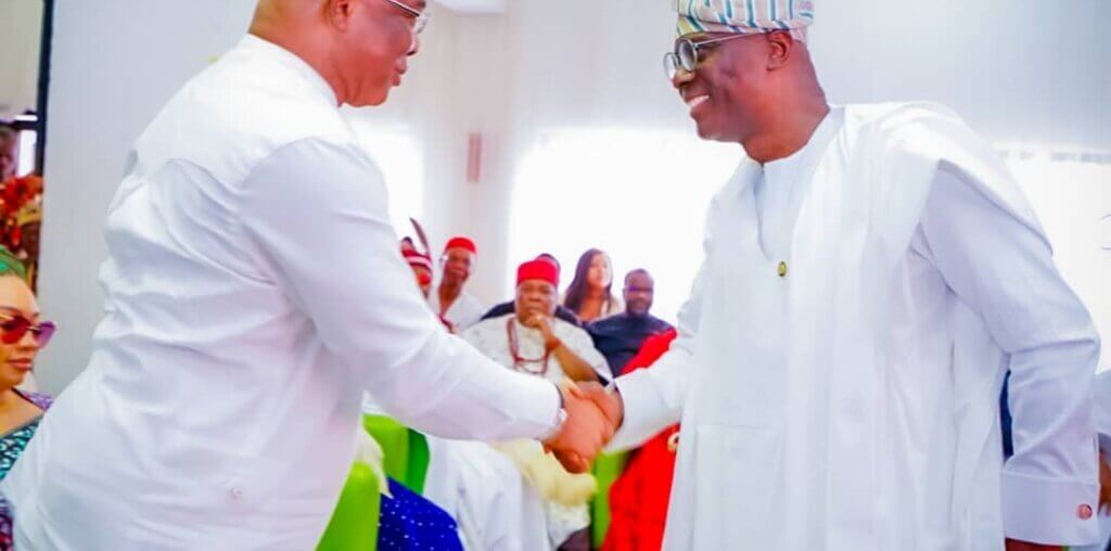 GOV. SANWO-OLU ATTENDS YORUBA TENNIS CLUB PUBLIC LECTURE DELIVERED BY GOVERNOR HOPE UZODINMA OF IMO STATE AT ONIKAN, LAGOS ON THURSDAY, 18TH JULY 2024